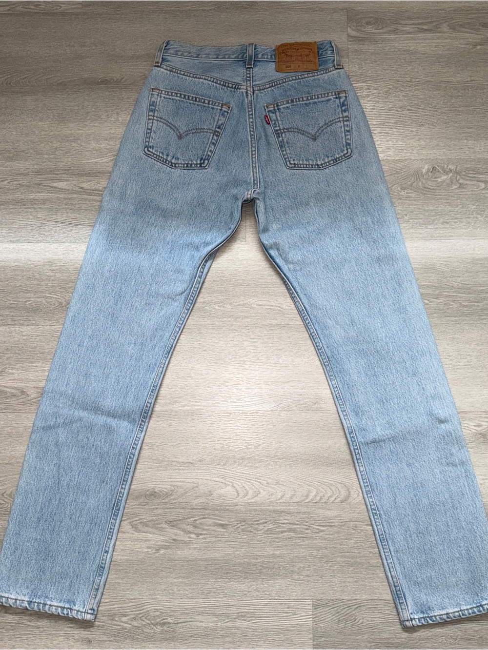 VINTAGE LEVI’S 501 JEANS